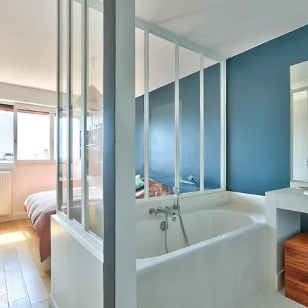 For 2 People In Pere Lachaise Apartment Paris